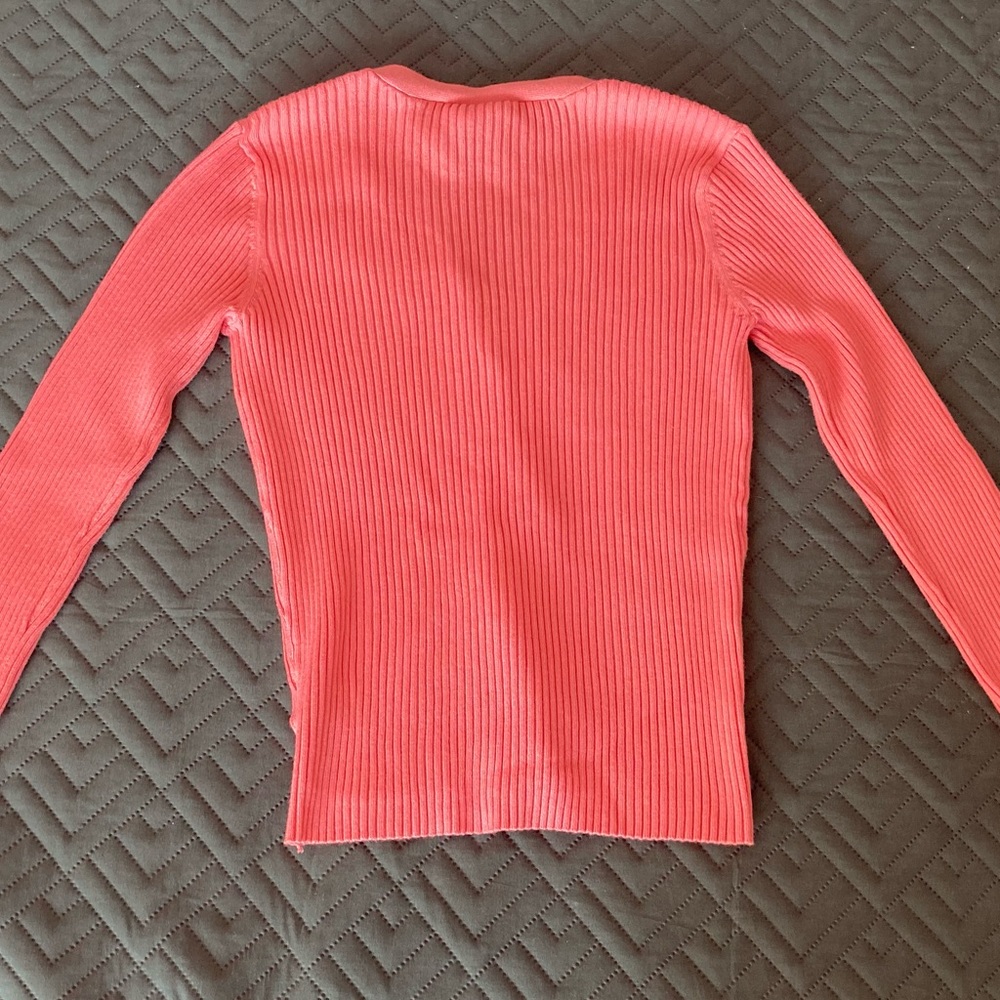 Peach colored button up cardigan - Picture 3 of 4